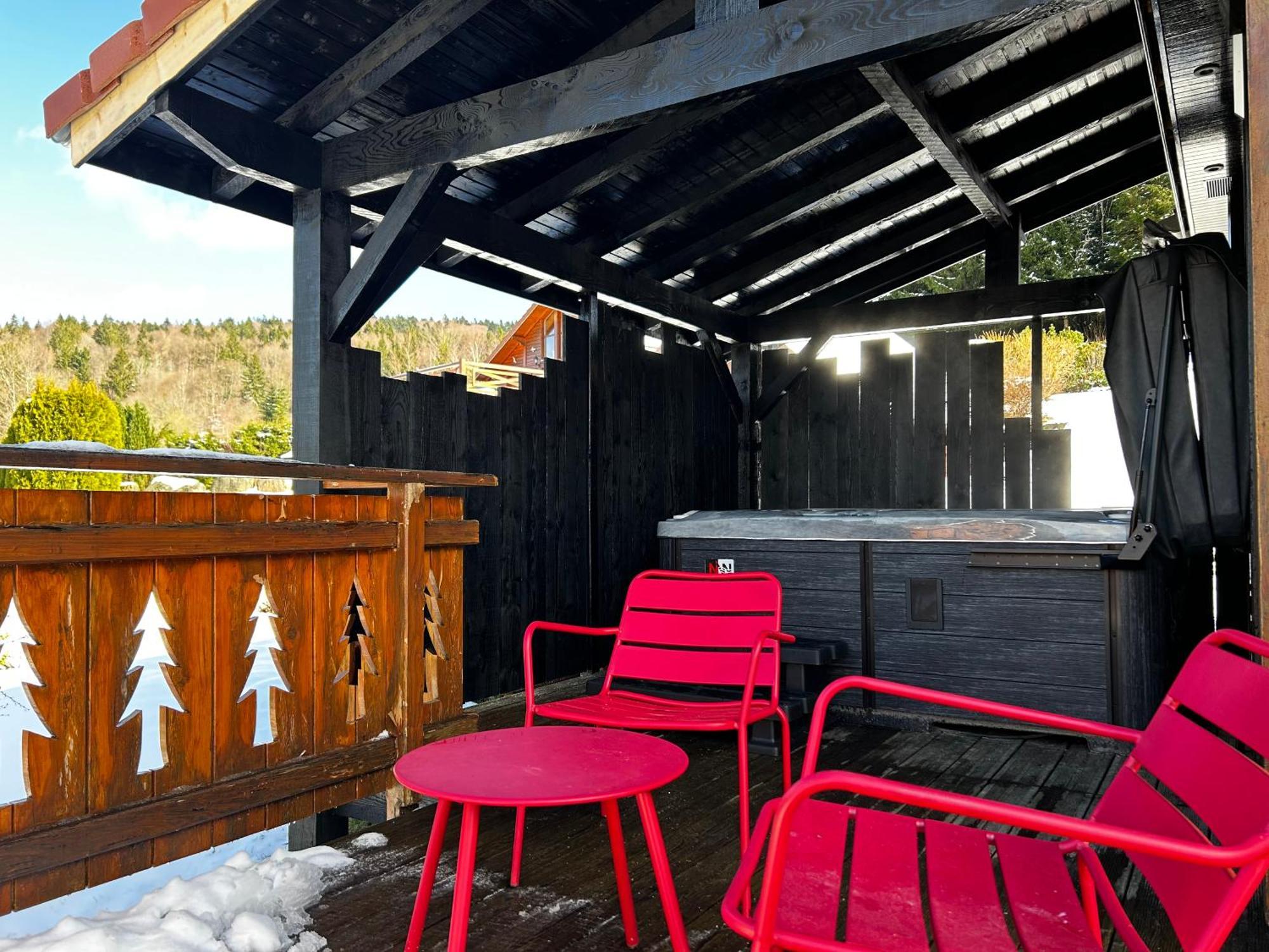 Chalet Avec Jacuzzi Prive, Vue Sur Les Vosges Belfahy エクステリア 写真